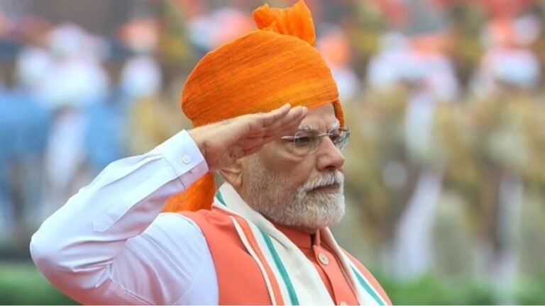 Today on the occasion of Independence Day, PM Modi gave a gift of 1 lakh crore rupees